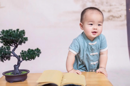 乌海孕妇显怀是几个月